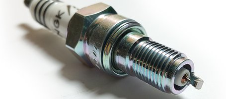 Spark plug maintenance: electrode gap, colour and wear